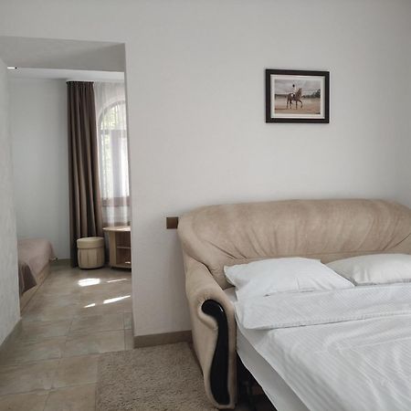 Hotel Мисливець В Комплексі "Сокіл" Susk Esterno foto