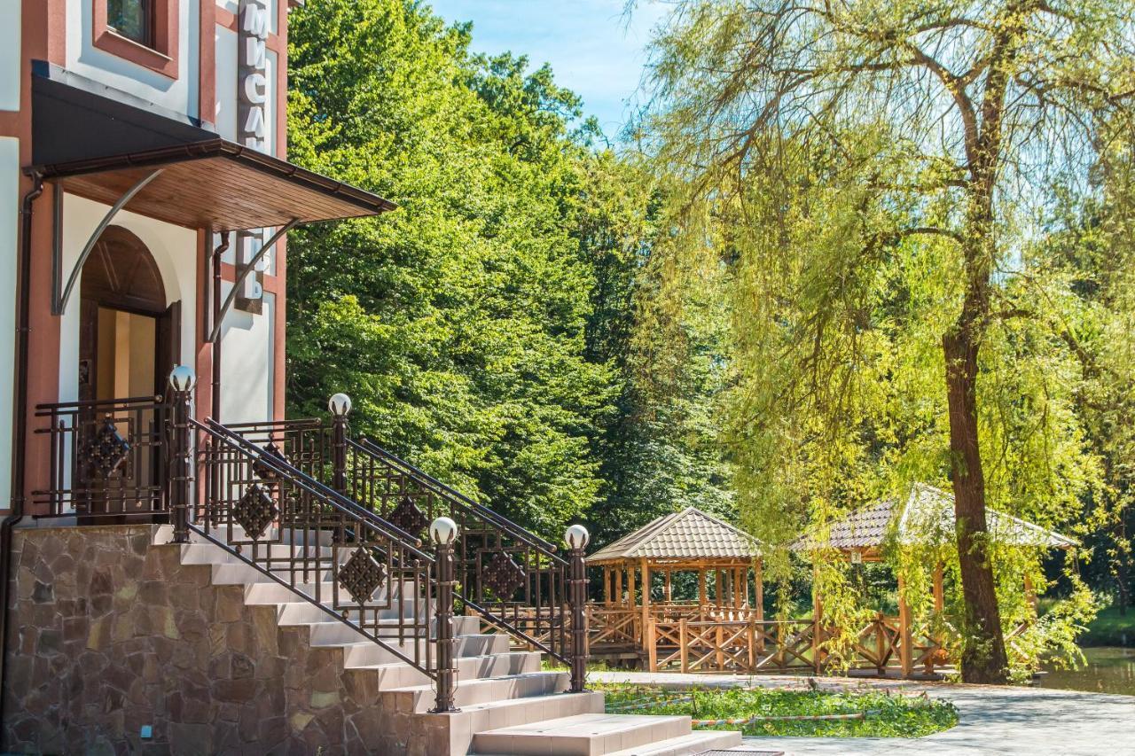 Hotel Мисливець В Комплексі "Сокіл" Susk Esterno foto