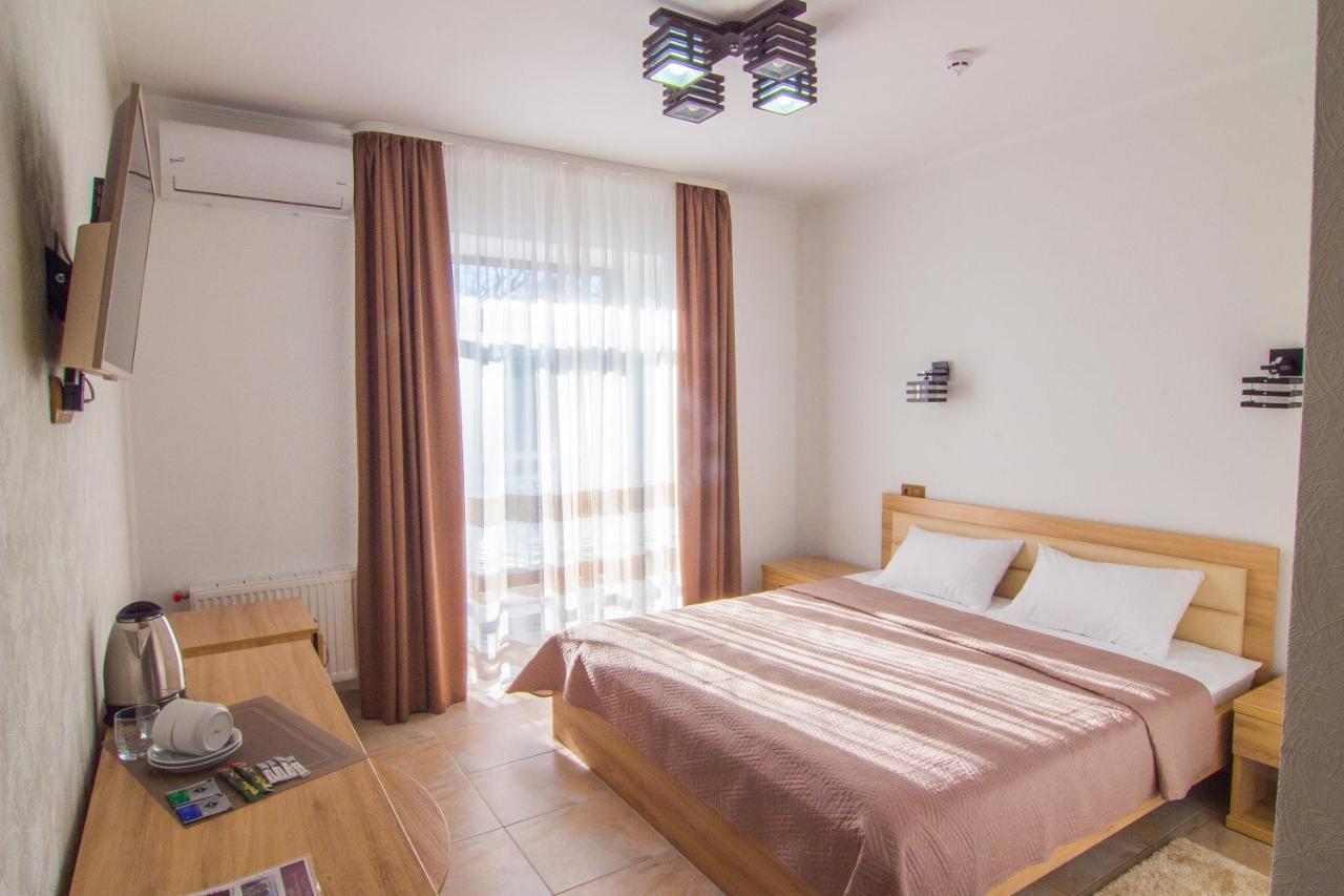 Hotel Мисливець В Комплексі "Сокіл" Susk Esterno foto