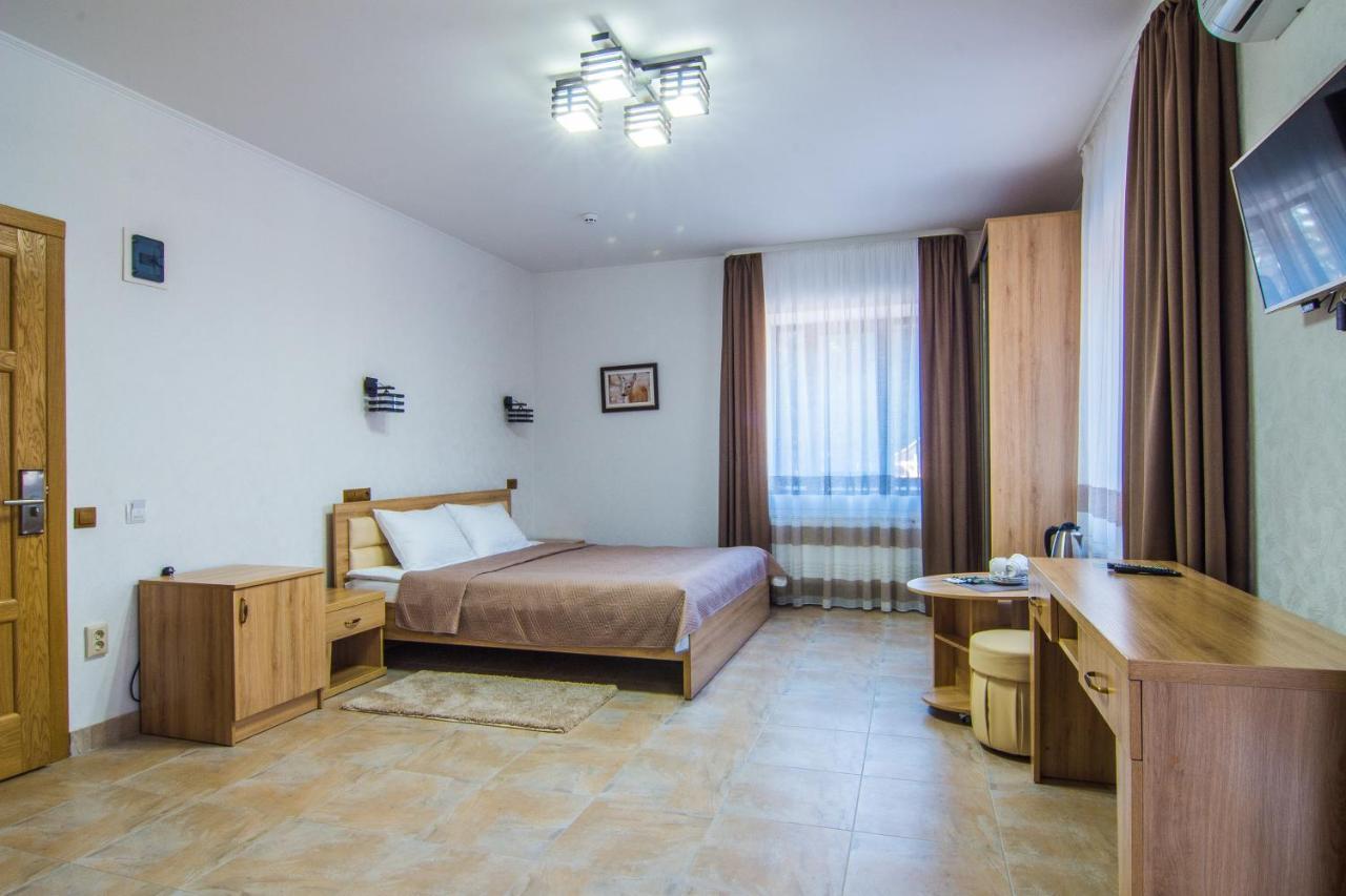 Hotel Мисливець В Комплексі "Сокіл" Susk Esterno foto