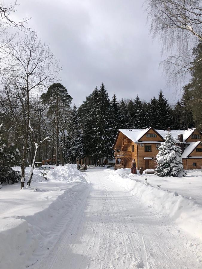 Hotel Мисливець В Комплексі "Сокіл" Susk Esterno foto