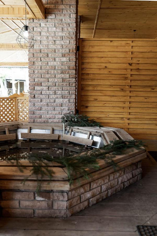Hotel Мисливець В Комплексі "Сокіл" Susk Esterno foto